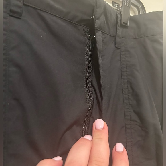 Cotton On size 8 cargo skirt - Picture 2 of 4